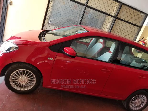 Volkswagen Up 2015 Red - thumbnail 3