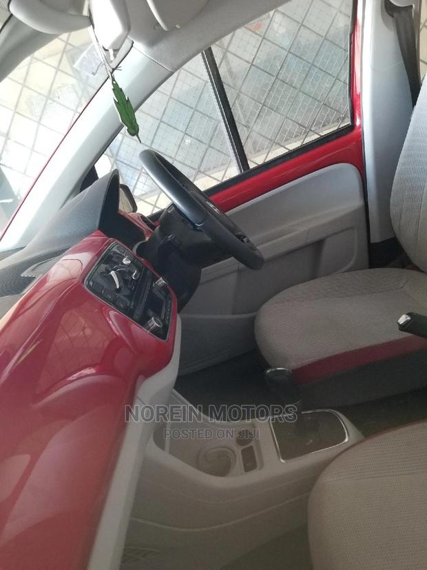 Volkswagen Up 2015 Red - thumbnail 5