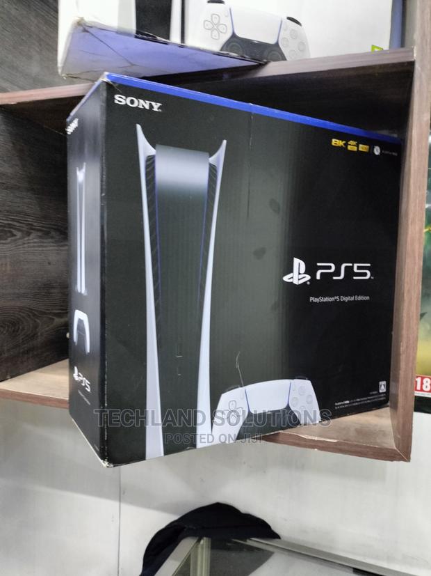 SONY Ps5 Digital Version New - main view