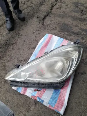 Honda Fit 2010 Headlight