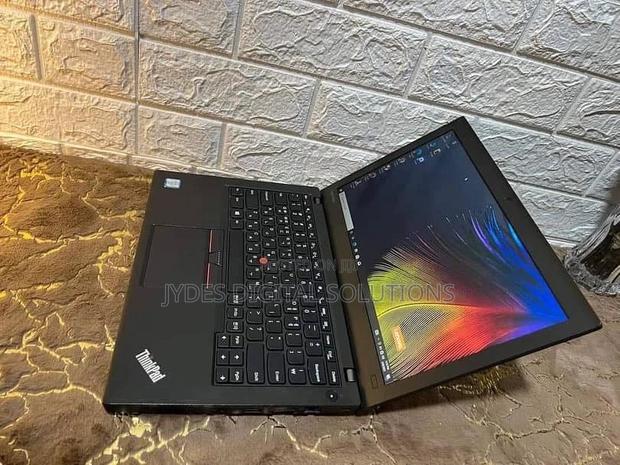Laptop Lenovo ThinkPad X270 8GB Intel Core I7 SSD 256GB - thumbnail 3