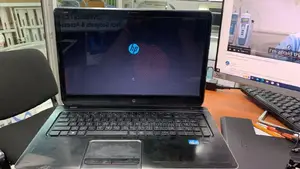 Laptop HP 14z 4GB Intel Pentium 320GB