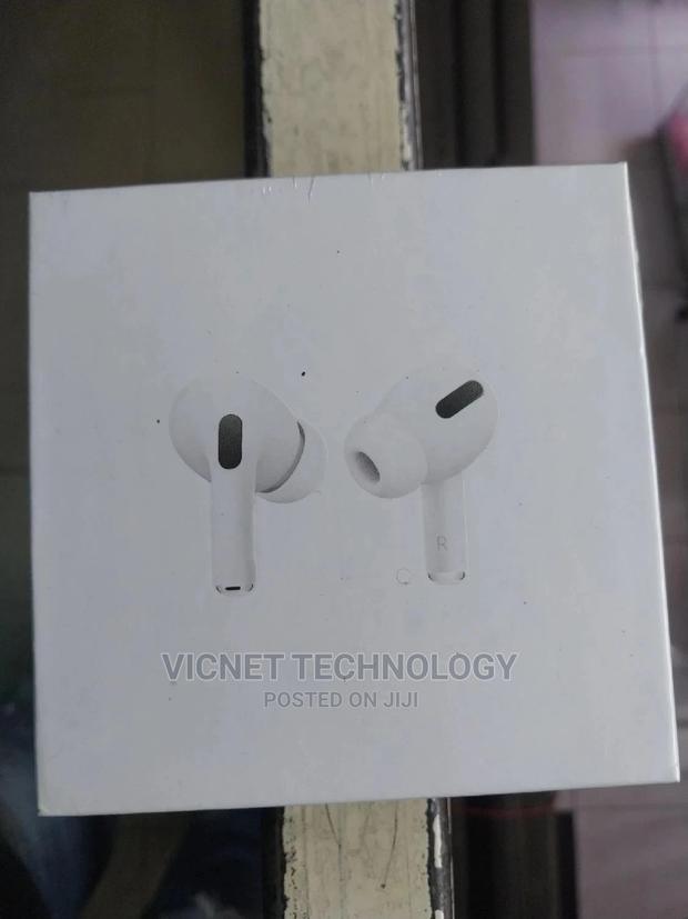 Apple Airpods Pro With Magsafe Wireless Charging Case - thumbnail 2