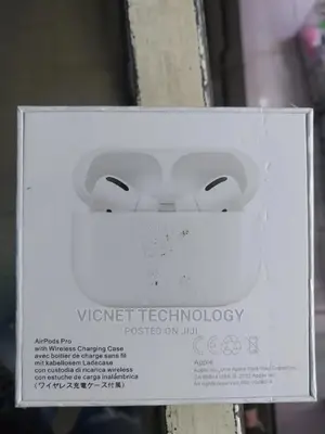 Apple Airpods Pro With Magsafe Wireless Charging Case
