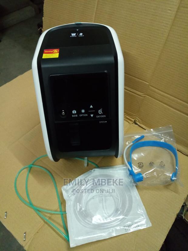 Oxygen Concentrators Machine - thumbnail 4