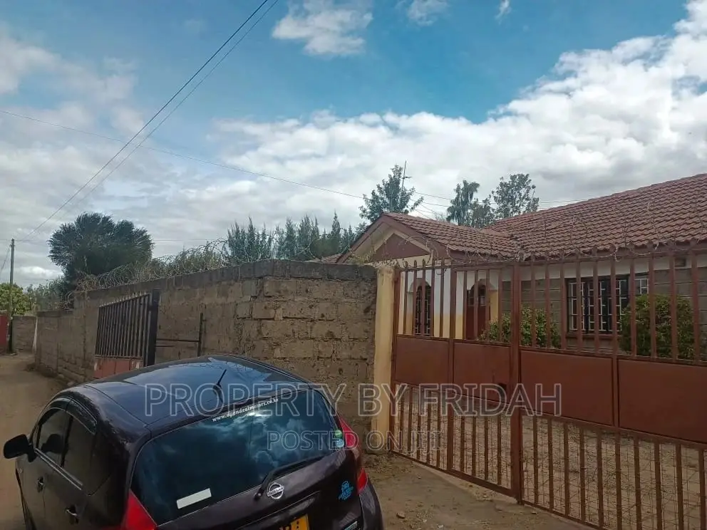 3bdrm Bungalow in Kitengela for rent