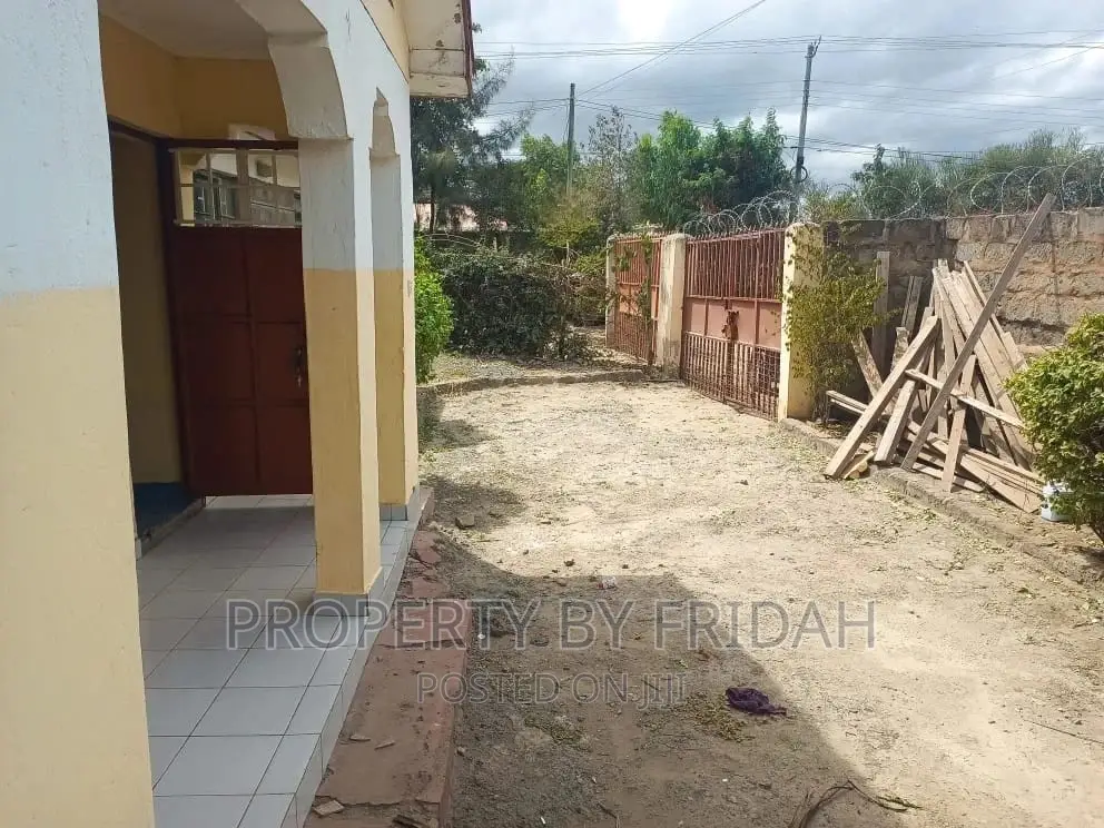 3bdrm Bungalow in Kitengela for rent