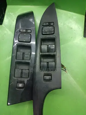Mazda 2007 Main Door Switch