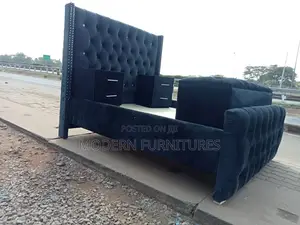 5/6 Tufted Bed
