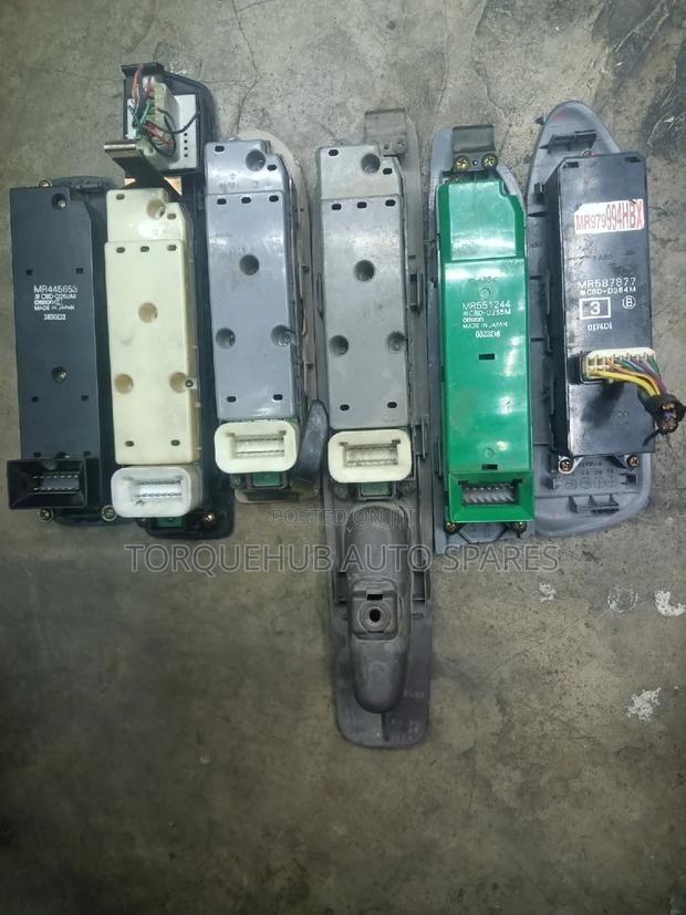 Power Window Switch for Mitsubishi Colt - thumbnail 3