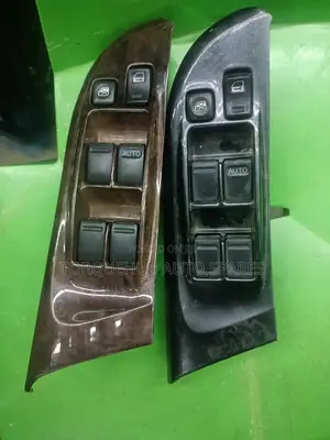 Nissan Sunny B15 Main Door Switch