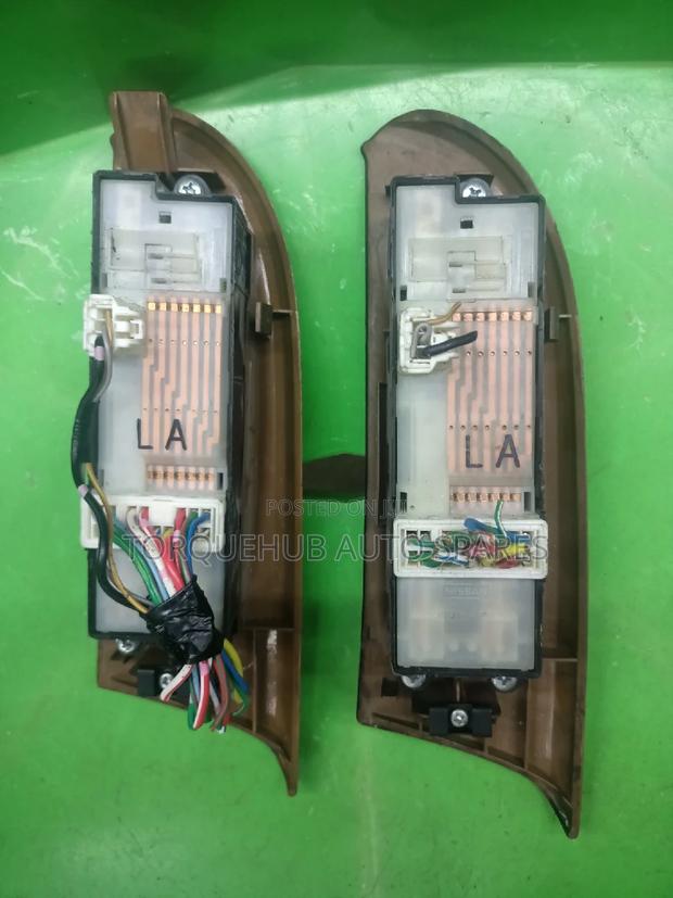 Nissan Sunny B15 Main Door Switch - thumbnail 2