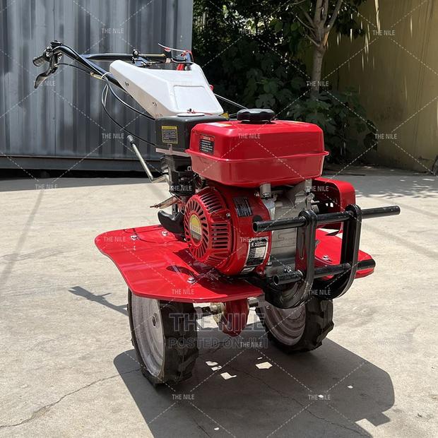 Small Micro Tiller With Two Drives - thumbnail 4