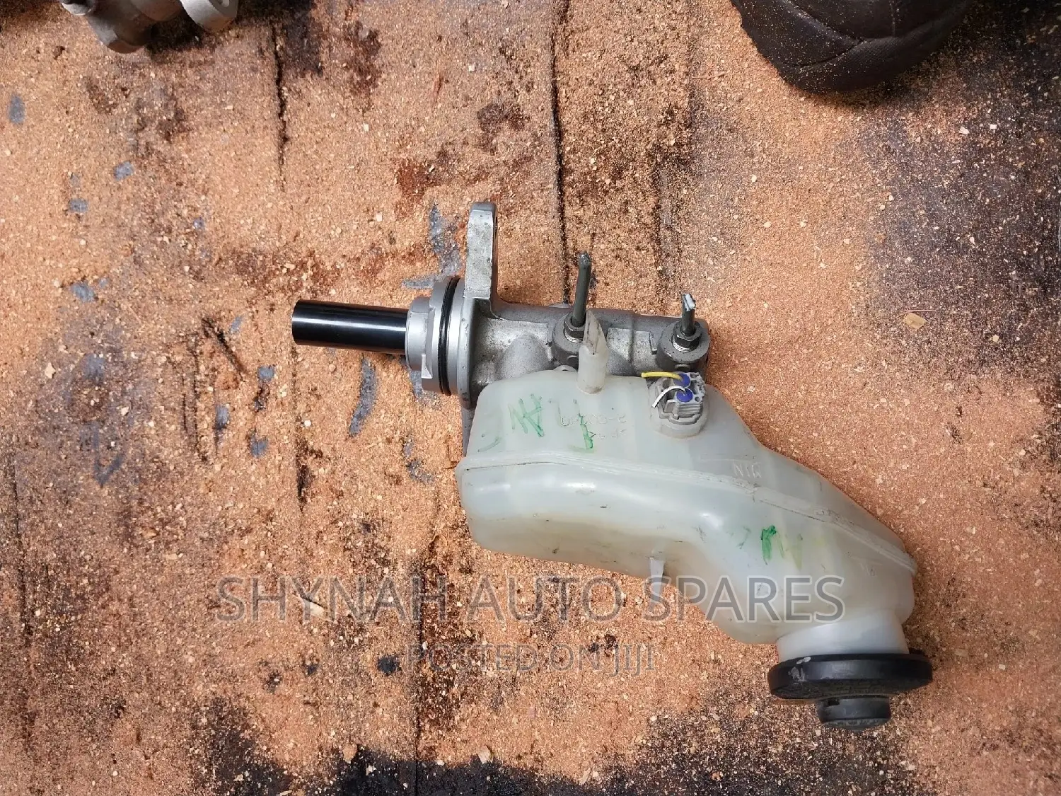 Brake Master Cylinder Only Toyota Premio 260