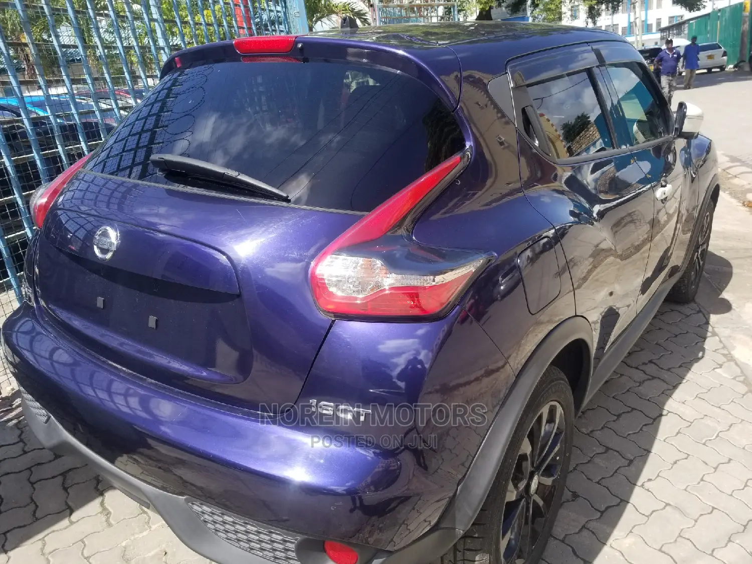 Nissan Juke 2015 Blue