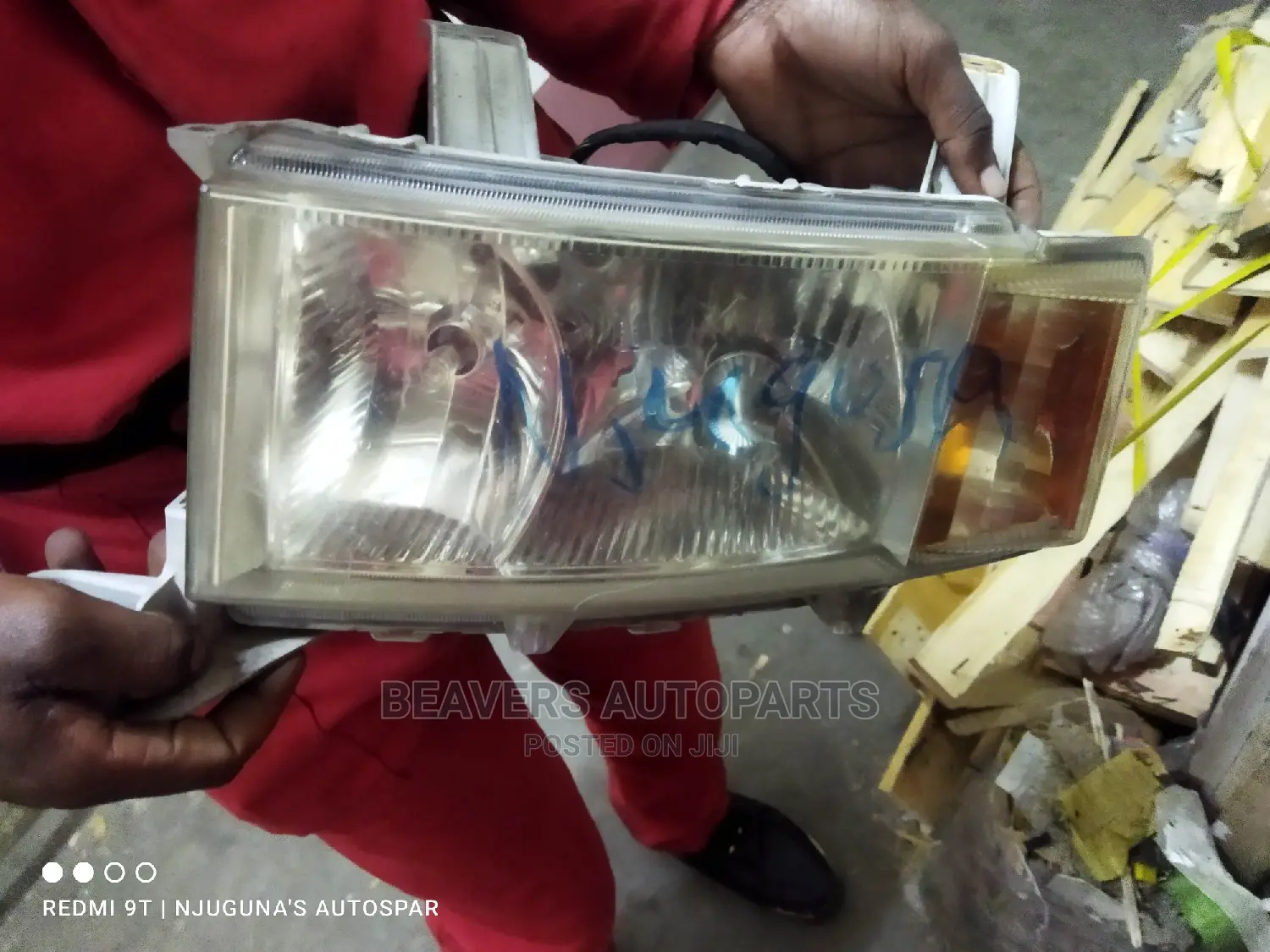 Toyota BB 2005 Headlight