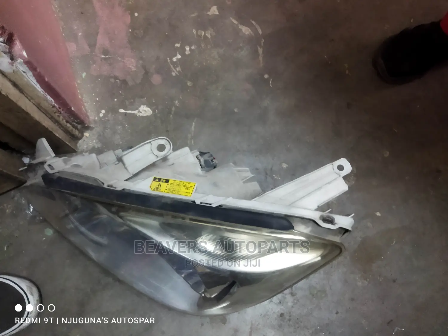 Premio 2002 Zenon Headlight