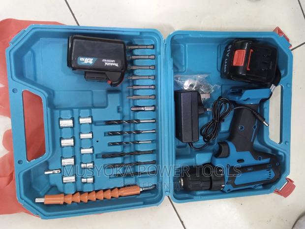 Durable Makita Cordless Drill 21v - main view