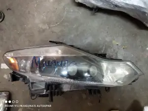 Nissan Murano 2013 Headlight