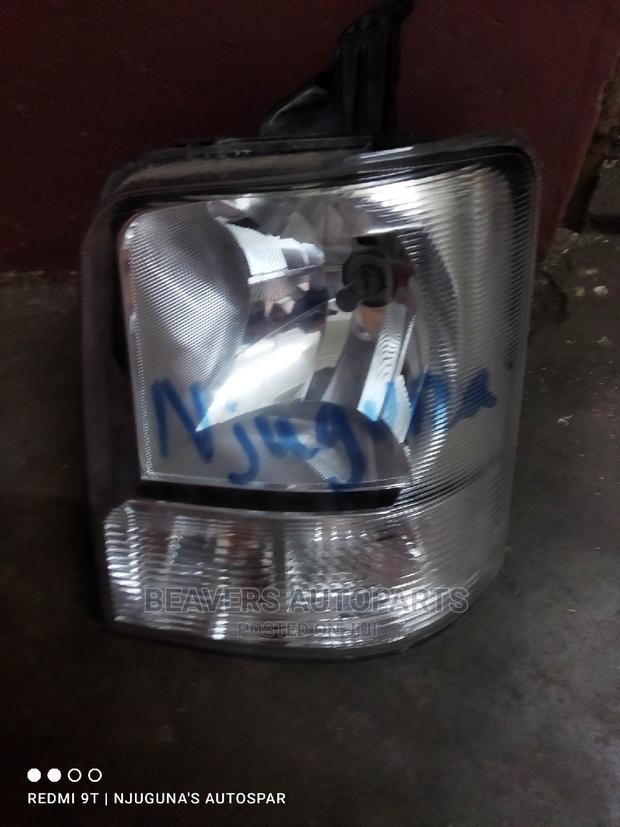 Suzuki Every Headlights - thumbnail 2