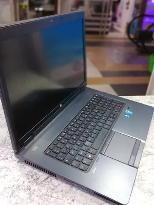 Laptop HP ZBook 17 8GB Intel Core I5 SSD 256GB