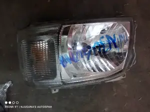 Hiace 7L Headlight