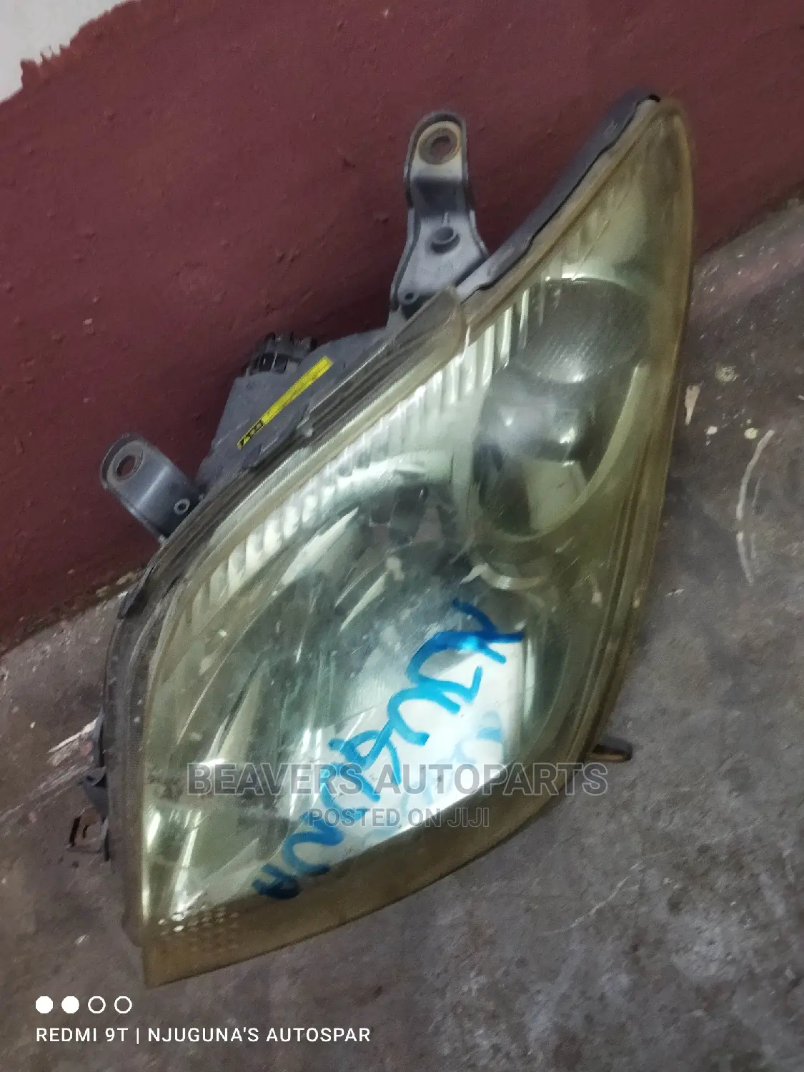 Toyota IST Zenon Headlight