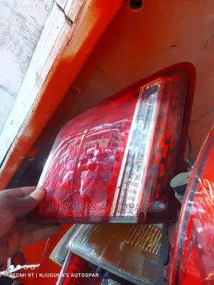 Crown 2010 Boot Lamp
