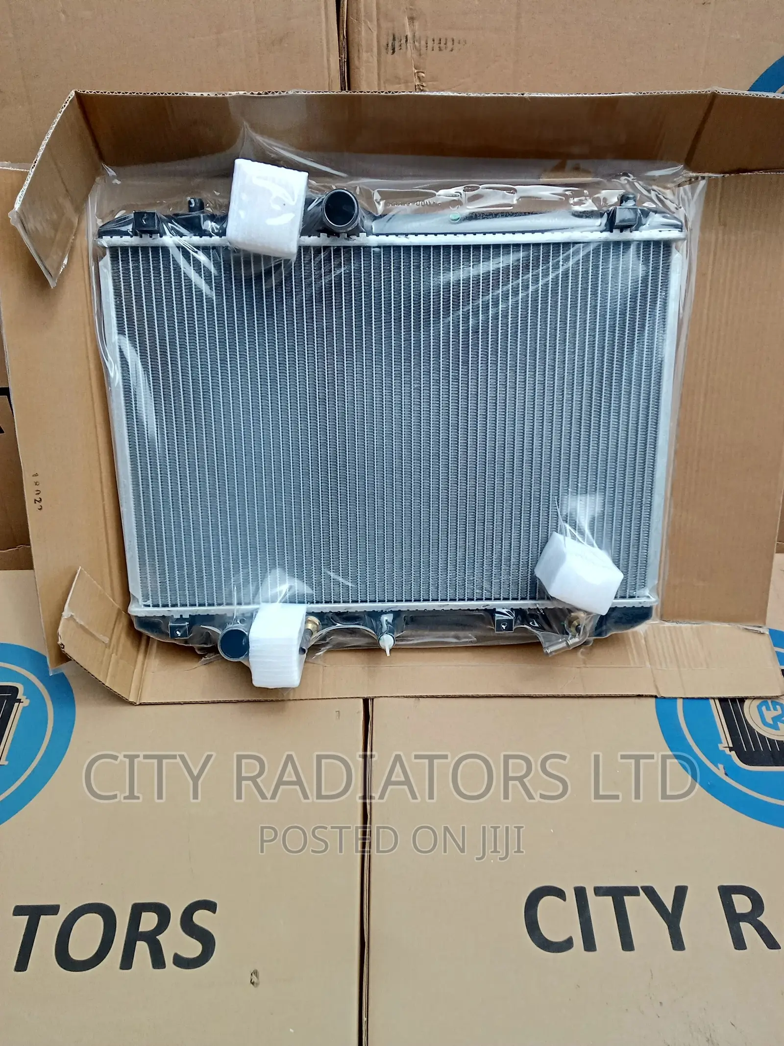 Radiator for Suzuki Swift 2005 - 2011.