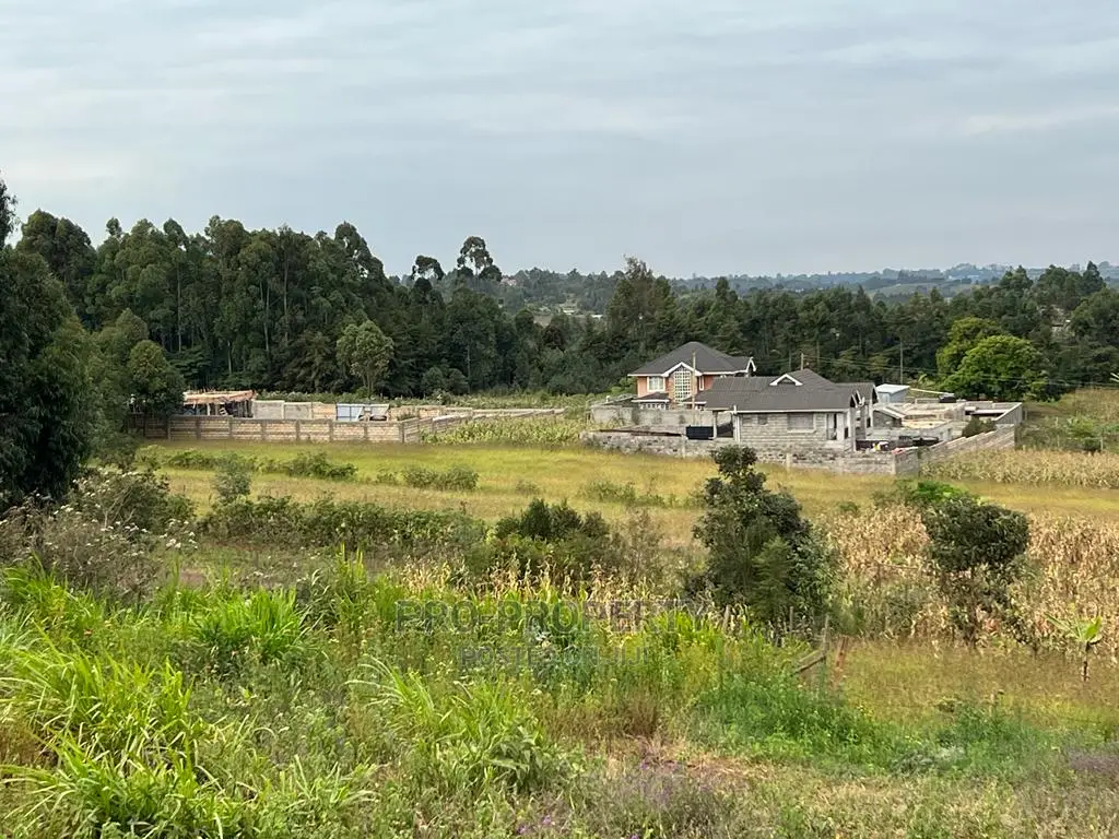 Prime 76ft by 100 Fts Residential Plot for Sale in Kamangu