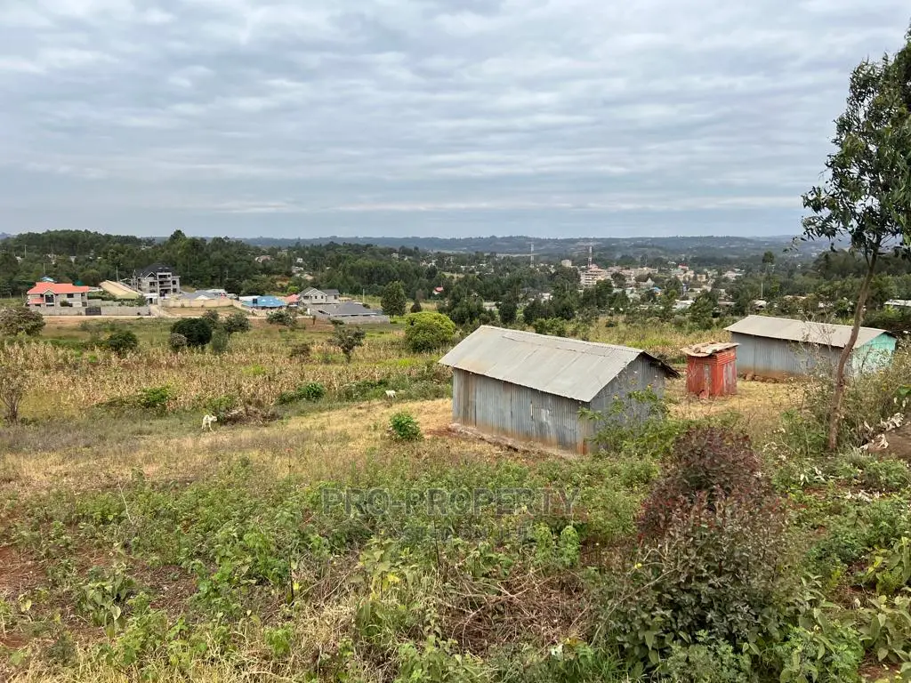 Prime 76ft by 100 Fts Residential Plot for Sale in Kamangu