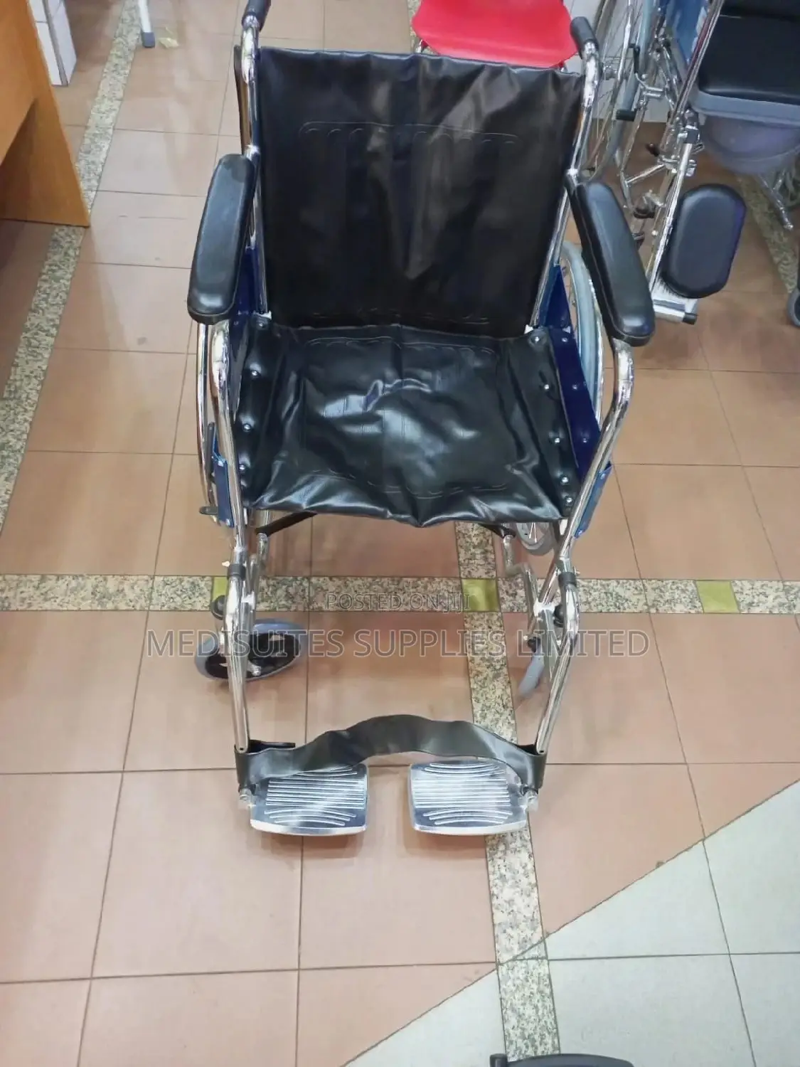 Standard Wheelchair.
