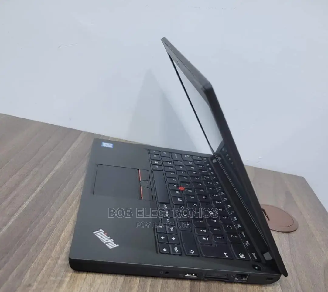 Laptop Lenovo ThinkPad X240 4GB Intel Core I5 500GB