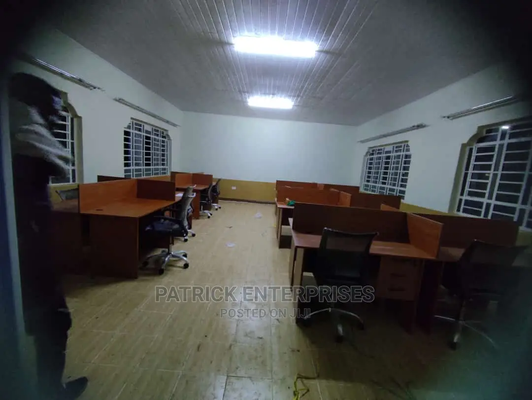 Executive 4 Way Workstation 1.2 Mtrs Each Desk