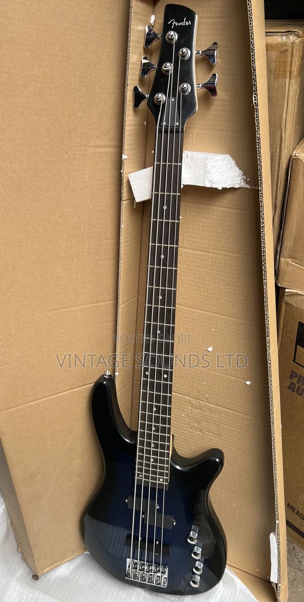 Fender Bass Guitar 5strings - thumbnail 2