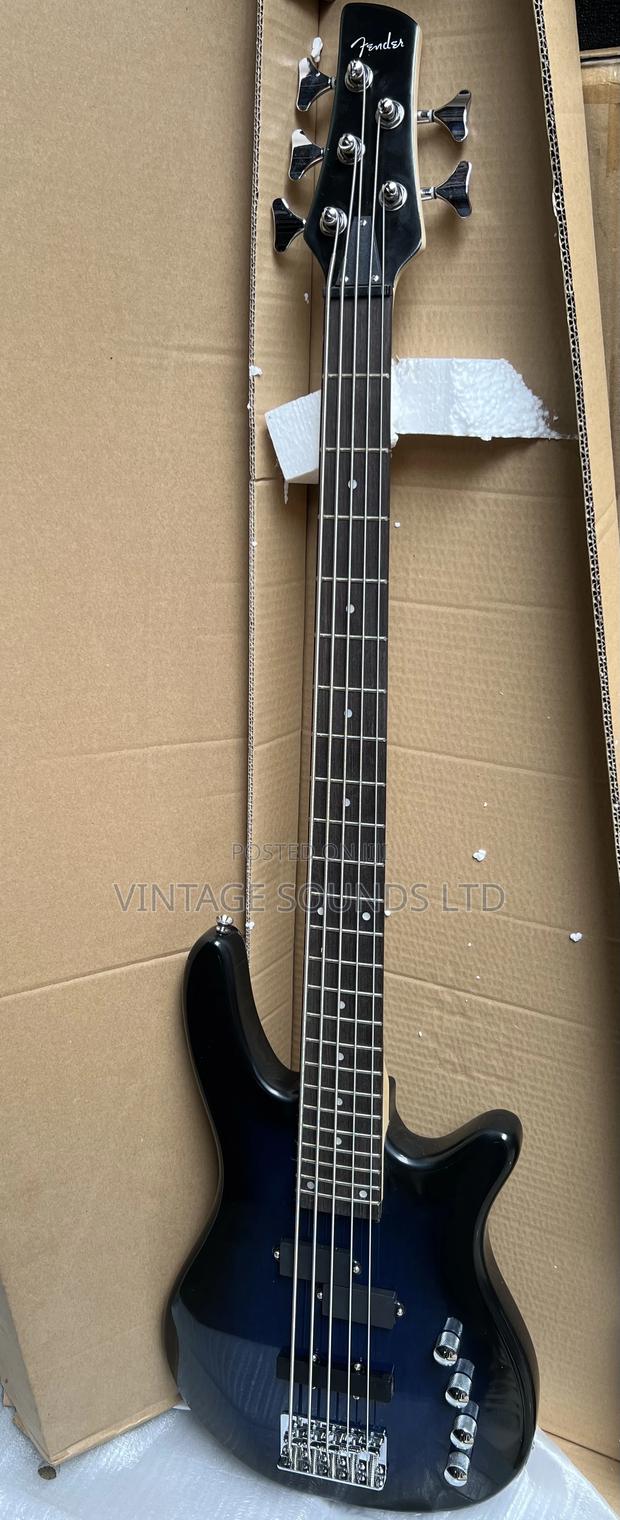 Professional 5strings Fender Bass Guitar - main view
