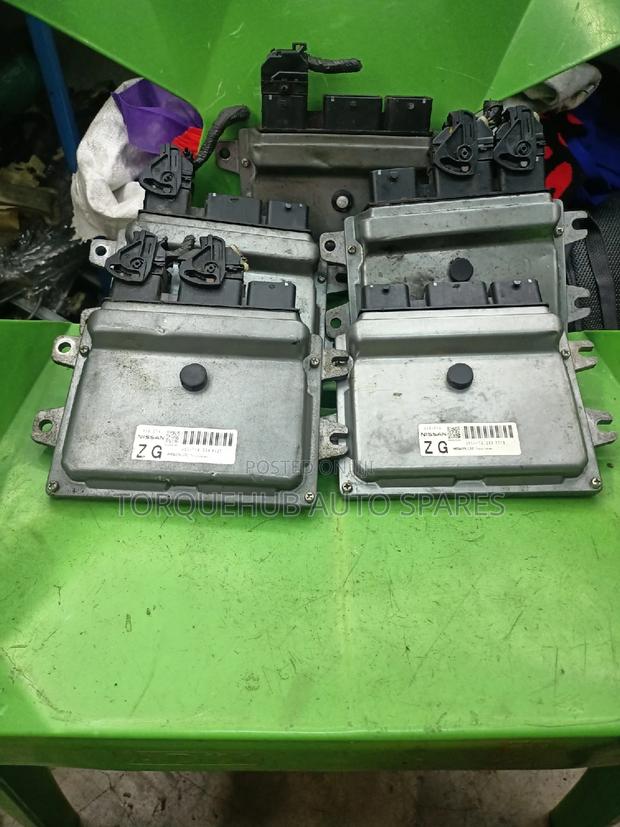 Engine Control Unit Nissan Tiida Latio - main view