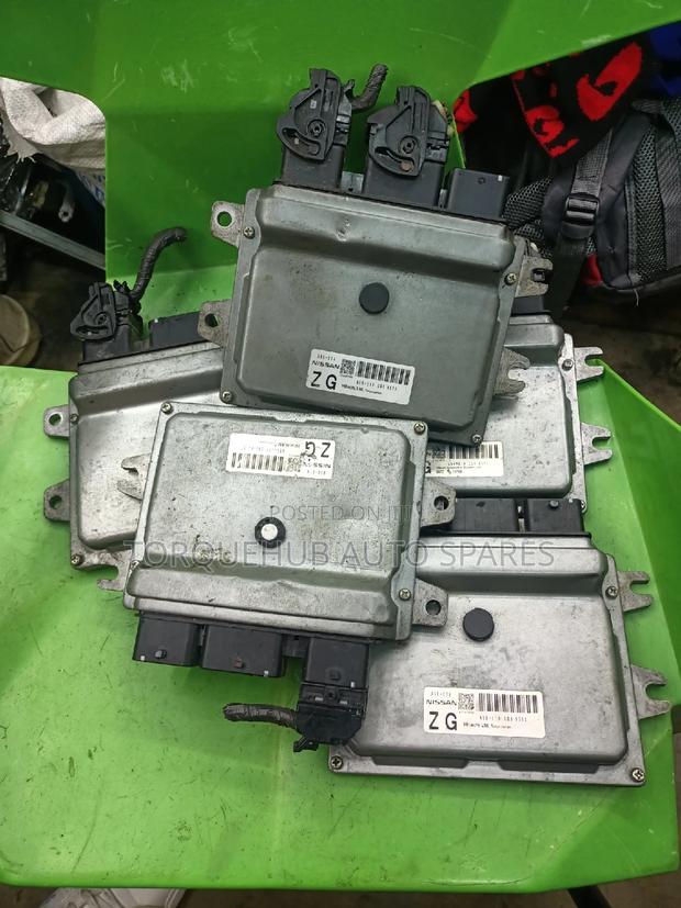 Engine Control Unit Nissan Tiida Latio - thumbnail 2