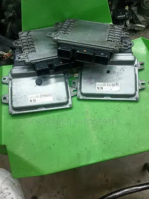 Nissan Serena Engine Control Unit