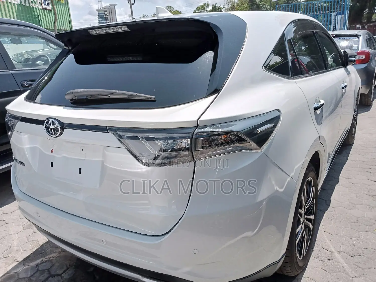 Toyota Harrier 2016 White