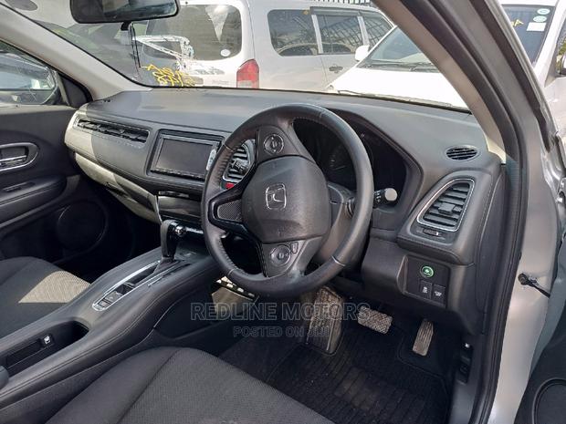 Honda Vezel 2016 Silver - thumbnail 3
