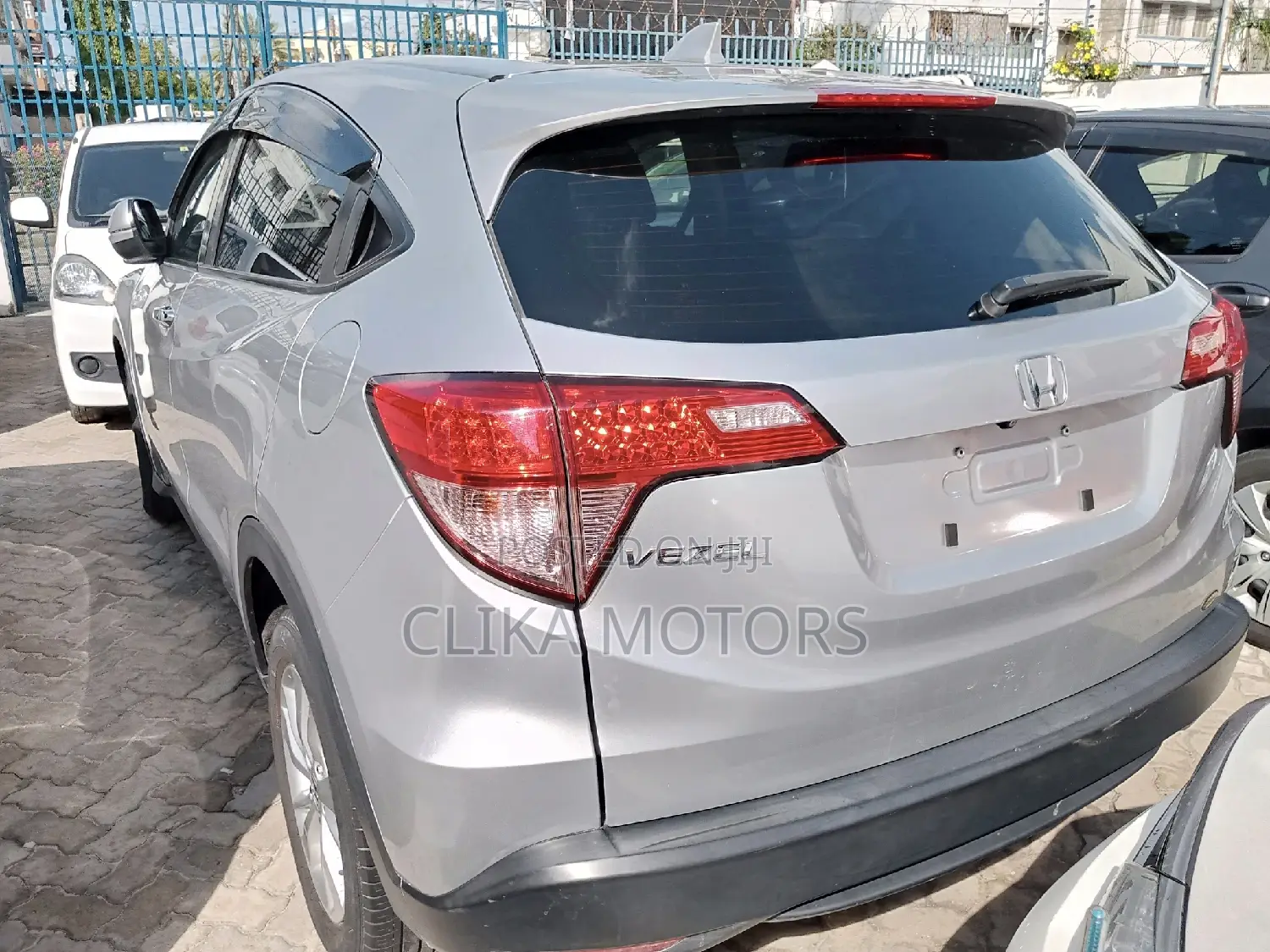 Honda Vezel 2016 Silver