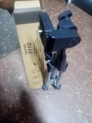 3110 Tripod Stand