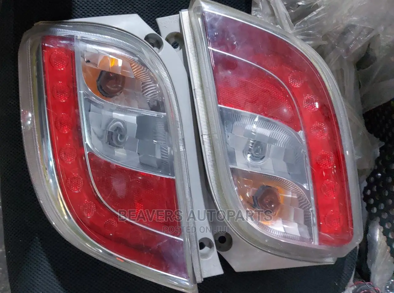Daihatsu Mira Es Backlight