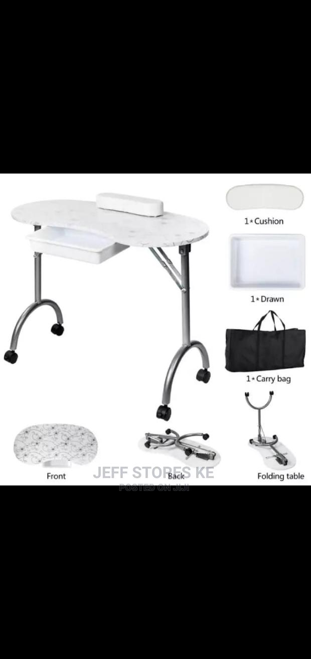 Flowered Manicure Table - main view