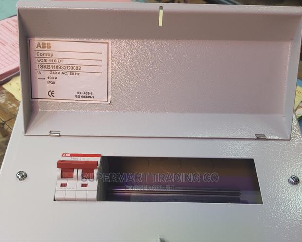 ABB Consumer Unit 4way - thumbnail 2