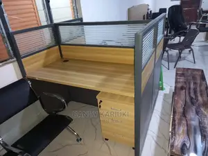 Spacious 2 Way Workstation