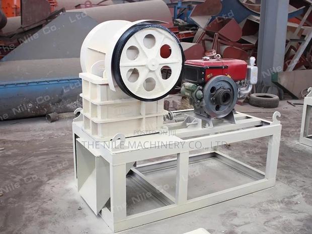 Mobile Jaw Crusher With Diesel - thumbnail 4