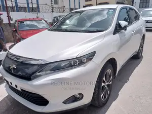 Toyota Harrier 2.0 2016 White