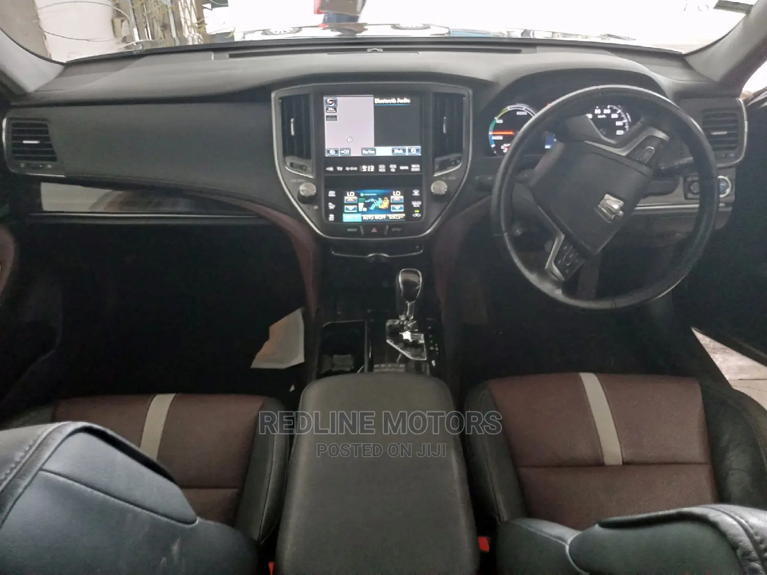 Toyota Crown 2016 Black